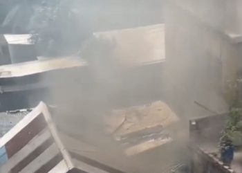 সিদ্ধিরগঞ্জে গ্যাস সিলিন্ডার বি/স্ফোর/ণ:হতাহত নেই