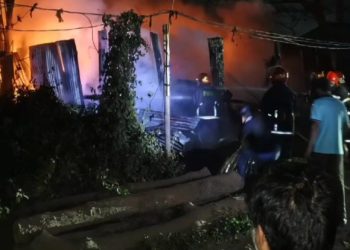 বন্দরে ঝুটের গোডাউনে আগুন