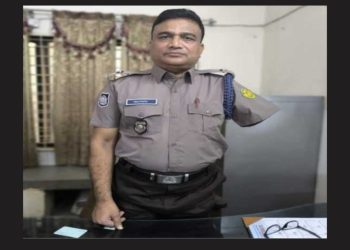 পুলিশ পরিদর্শক আসাদুজ্জামান আর নেই