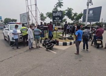 রুপগঞ্জে পূর্বাচলে মোটরসাইকেল প্রাইভেরকার সংঘর্ষে দুই শিক্ষার্থী নিহত