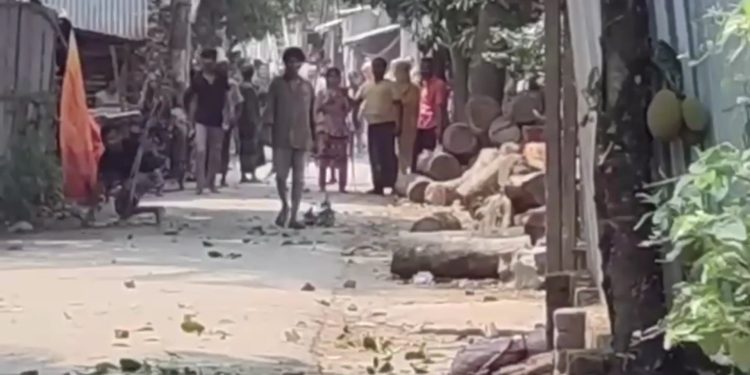 সোনারগাঁয়ে দুই গ্রামবাসীর সং/ঘর্ষে আ/হত অন্তত ১০