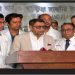 নারায়ণগঞ্জে গ্যাস লিকেজ থেকে বিস্ফোরণে দগ্ধ স্বামী-স্ত্রী ও সন্তানদের দেখতে গেলেন স্বাস্থ্যমন্ত্রী