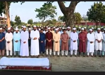 সোনারগায়ে পাওনা টাকার জন্য দাফন আটকে দিলেন পাওনাদার
