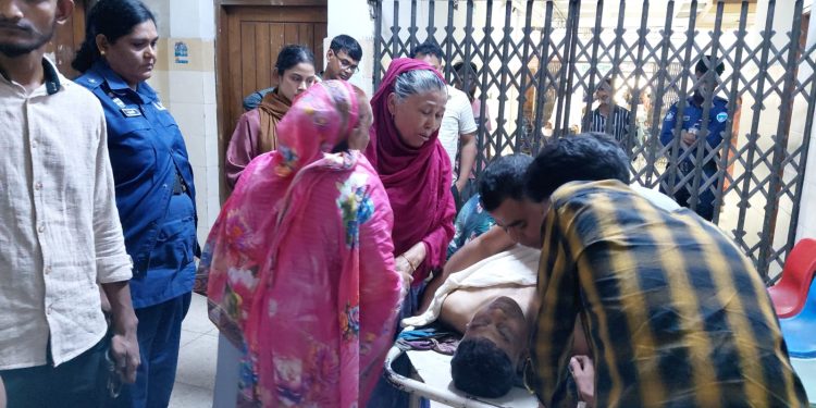 বন্দরে বাল্কহেডের ধাক্কায় নৌ পুলিশ সদস্য নিহত