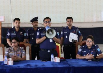 নারায়ণগঞ্জে পুলিশ কনস্টেবল (টিআরসি) পদে নিয়োগের লিখিত পরীক্ষা সম্পন্ন