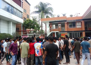 ফতুল্লায় পোশাক কারখানার স্টোররুমে এজিএমের ঝুলন্ত মরদেহ উদ্ধার