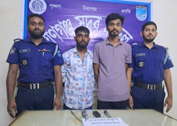 শহরে ডাকাতির সরঞ্জামসহ দুই ডাকাত গ্রেপ্তার