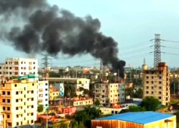 সিদ্ধিরগঞ্জে বিদ্যুৎ গ্রিড উপকেন্দ্রের ট্রান্স ফরমারে আগুন