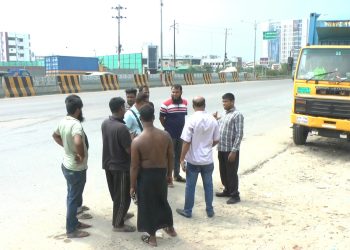 নারায়ণগঞ্জে ডিবি পুলিশ পরিচয়ে প্রবাসীর স্বর্ণ ছিনতাই