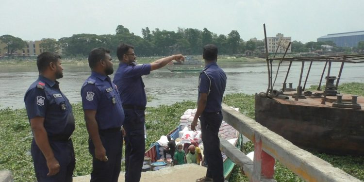 নিতাইগঞ্জে শীতলক্ষ্যা নদী থেকে অজ্ঞাত যুবকের লাশ উদ্ধার