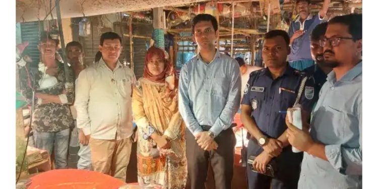 সোনারগায়ে ভ্রাম্যমান আদালতের অভিযানে নিষিদ্ধ পিরাহনা মাছ জব্দ