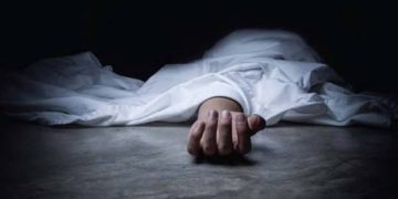 বন্দরে গলাকেটে গৃহবধূকে হত্যা, স্বামী পলাতক