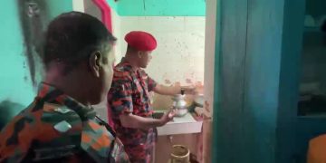 বন্দরে জমে থাকা গ্যাসের আগুনে দগ্ধ ৫