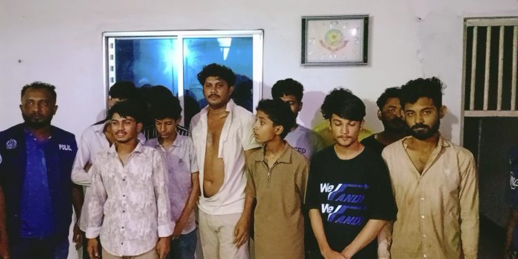 সোনারগাঁয়ে মিছিলের সময় ছাত্রলীগের ১২ নেতা কর্মী গ্রেপ্তার
