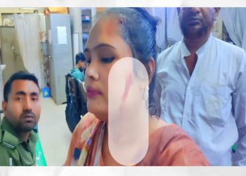 ফতুল্লায় ছিনতাইকারীর ছুরিকাঘাতে বাউল শিল্পি আহত