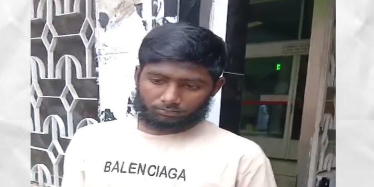 সিদ্ধিরগঞ্জে ছাত্র বলাৎকারের অভিযোগে মাদ্রাসা শিক্ষক গ্রেপ্তার