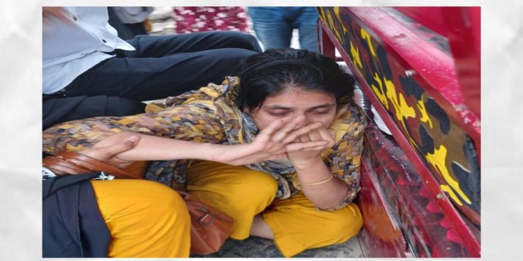 আদমজী ইপিজেডে ফের শ্রমিক অসুস্থ, আতঙ্কে কারখানা ছুটি