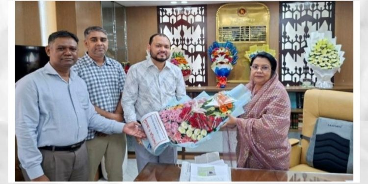 খাদ্যমন্ত্রী রিতার সাথে ব্যবসায়ী নেতা সোহাগের সৌজন্য সাক্ষাৎ