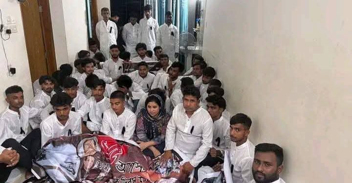 বসুন্ধরা আবাসিক থেকে নারায়ণগঞ্জের ছাত্রলীগ যুবলীগের ৫৩ জন গ্রেপ্তার