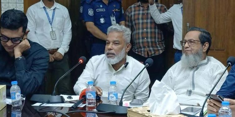 নারায়ণগঞ্জ পুলিশকে গোপালি বললেন এমপি মান্নান, চাইলেন তালিকা