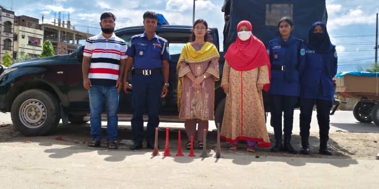 নারায়ণগঞ্জে শব্দদূষনের অপরাধে তিন যানবাহনকে জরিমানা