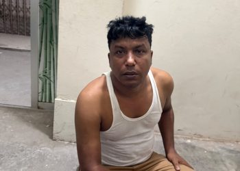 সোনারগাঁয়ে ট্রাক ডাকাতিকালে ভুয়া পুলিশ সদস্য গ্রেপ্তার