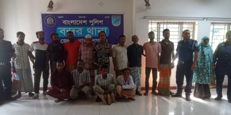 বন্দরে পুলিশের অভিযানে আওয়ামী লীগ নেতাসহ গ্রেফতার ১৬