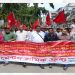 শ্রমিকদের ন্যায্য মজুরি ও পাওনা পরিশোধের দাবিতে নারায়ণগঞ্জে বিক্ষোভ