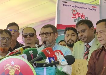 ডেঙ্গু প্রতিরোধে সবাইকে বাড়ির আঙিনায় পরিষ্কার পরিচ্ছন্ন রাখতে হবে – স্বাস্থ্যমন্ত্রী