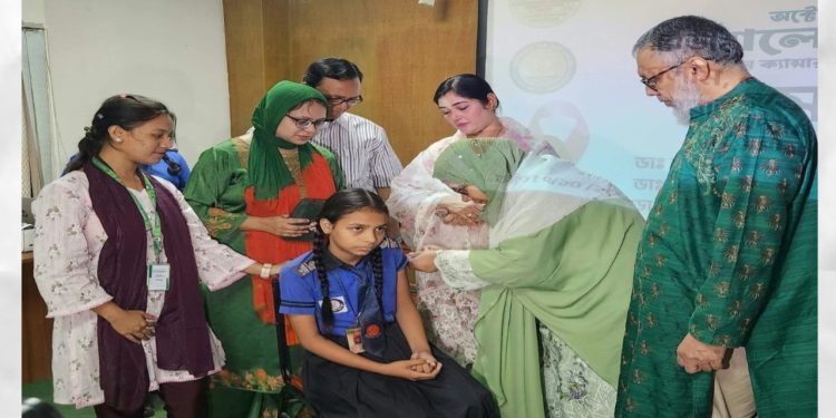 বিদ্যানিকেতনে কিশোরী মেয়েদের জরায়ু ও স্তন ক্যান্সারের সচেতনতার জন্য সেমিনার ও ভাকসিন প্রদান