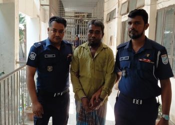 ফতুল্লায় স্ত্রী ও ছেলেকে কুপিয়ে হত্যার মামলায় স্বামীর মৃত্যুদণ্ড