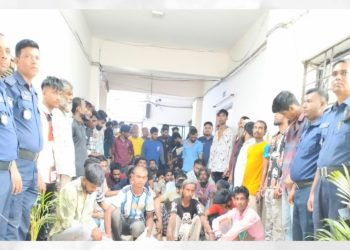 নারায়ণগঞ্জে পুলিশের  বিশেষ অভিযানে ১৪০ জন গ্রেপ্তার