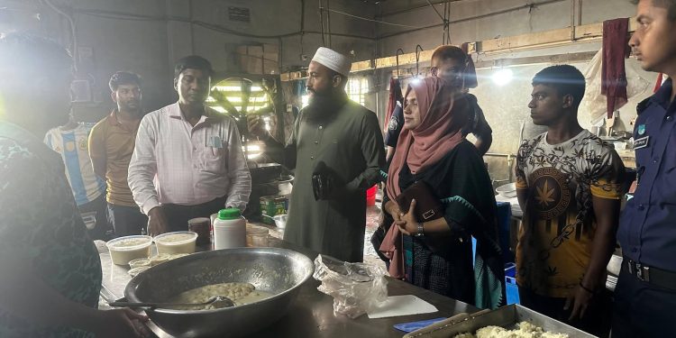 অনিবন্ধিত খাদ্য উৎপাদন ও বিক্রয়ের দায়ে ফতুল্লায় প্রতিষ্ঠানকে ২ লাখ টাকা জরিমানা