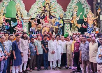 না.গঞ্জ শহরের বিভিন্ন পূজামণ্ডপ পরিদর্শন করলেন ঐক্য পরিষদের নেতৃবৃন্দ