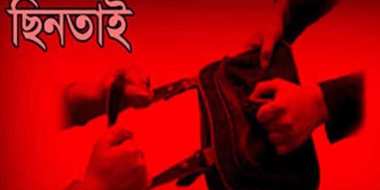 ব্যাংক থেকে ৬ লাখ টাকা তুলে ফেরার পথে ছিনতাই, গাড়ির ধাক্কায় আহত ব্যবসায়ী