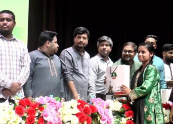 চুয়েটের ভিসির ছাত্রদলের গুন্ডা দিয়ে চেয়ার দখল করতে হয়েছে-হাসনাত আব্দুল্লাহ