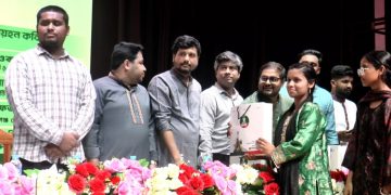চুয়েটের ভিসির ছাত্রদলের গুন্ডা দিয়ে চেয়ার দখল করতে হয়েছে-হাসনাত আব্দুল্লাহ