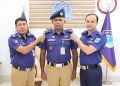 এসআই সানোয়ারকে ইন্সপেক্টর পদে পদোন্নতি, রাংক ব্যাজ পরালেন এসপি